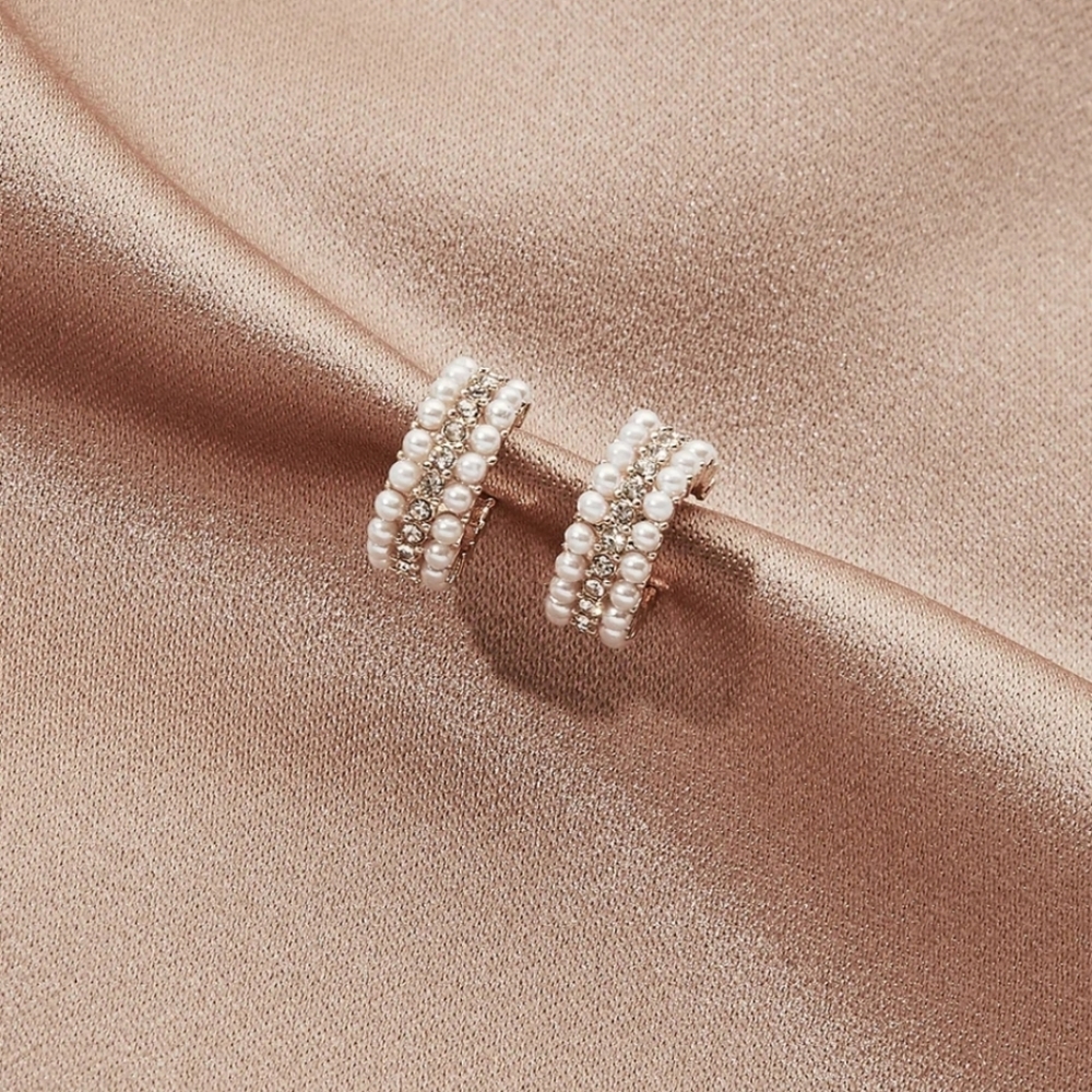 Huggie hoops